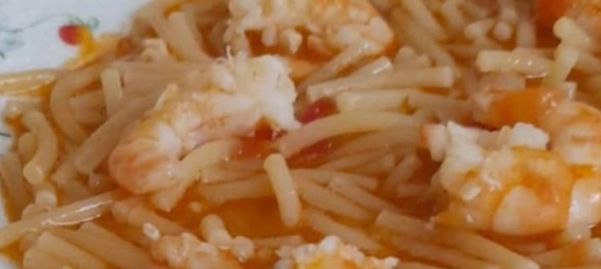 Fideos con Langostinos