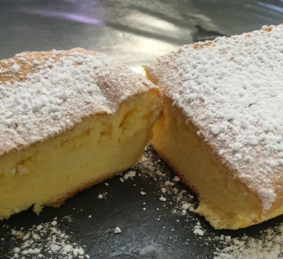 Bizcocho o Coca de cuarto con Thermomix® , Sevilla, Dos hermanas.