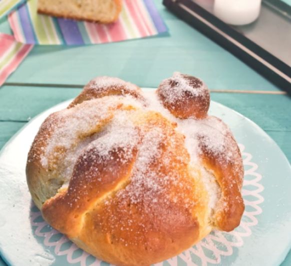 PAN DE MUERTO